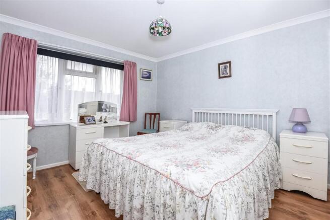 Master Bedroom.jpg