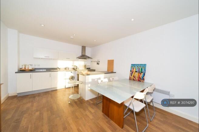 Kitchen/Dining