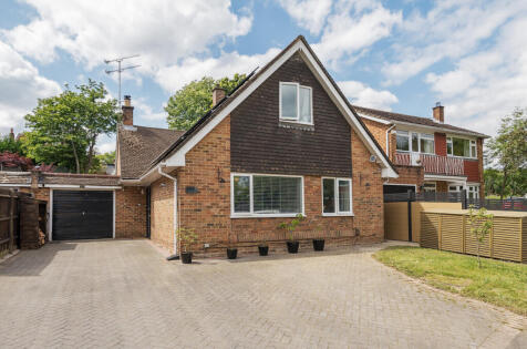 Copse Avenue, Farnham, GU9