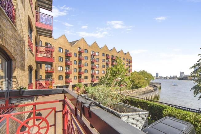 Trafalgar Court