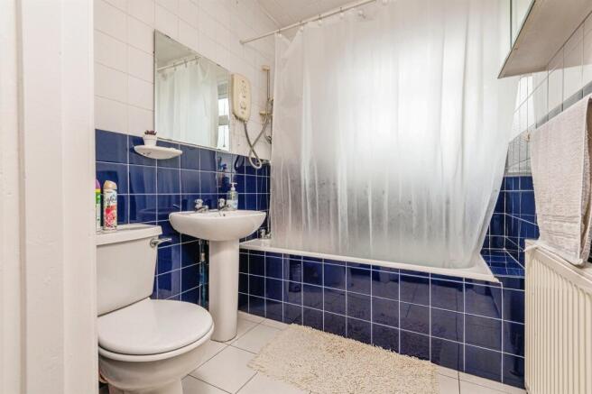 3 bed Detached for sale Image 5