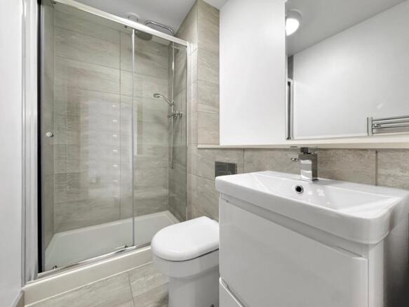1 bed Apartment to rent Image 8