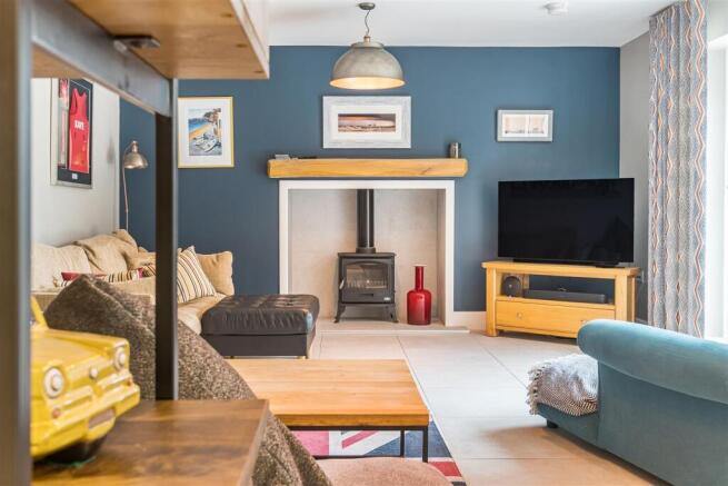 15a Brackley Road, Silverstone