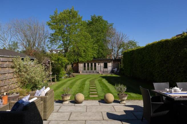 Garden & Home Gym