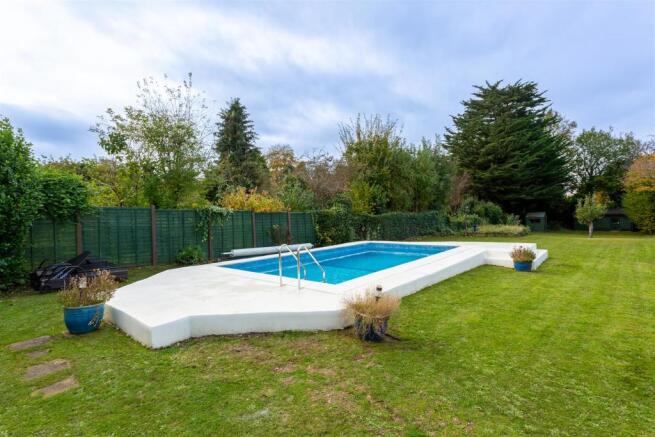 house-nork-way-banstead-112.jpg