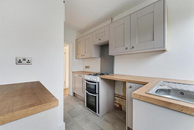 41 BRETHERTON ROAD19.jpg