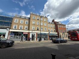 Flat 5, 7 Florentina Court, Silver Street, Enfield EN1 3EF