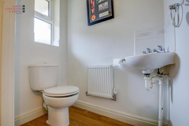 3 bed House for sale Image 10