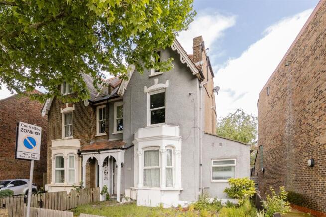 Palmerston Road, E17