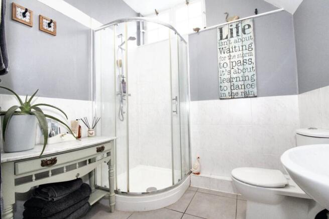 DOWNSTAIRS SHOWER ROOM