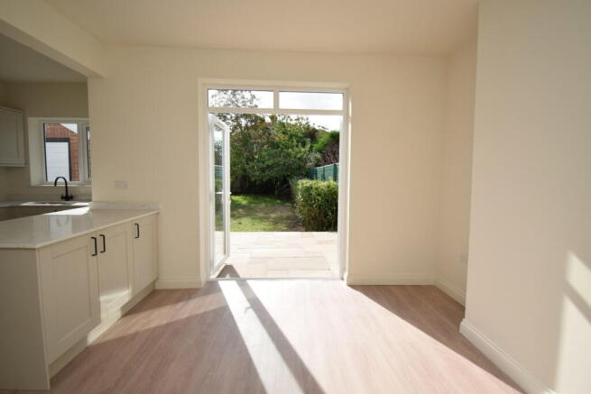 3 bed Semi-Detached for sale Image 7