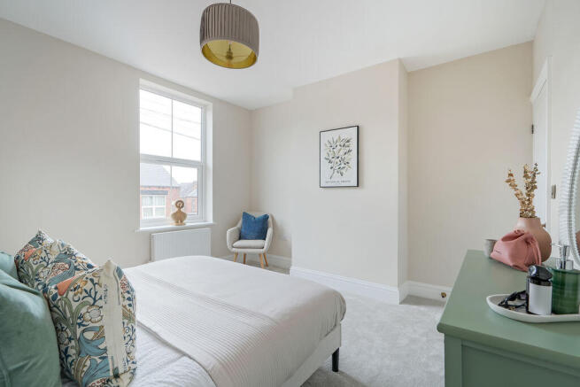 3 bed Terraced for sale Image 11