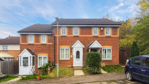 25, Badgers Close, Hertford SG13 7UU