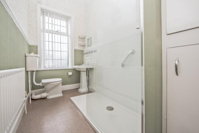 2 bed Terraced for sale Image 8
