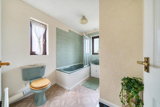 Upstairs Bathroom