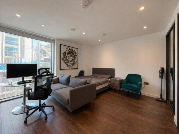 Studio room .png