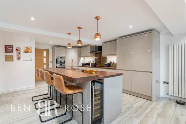 Kitchen/Diner/Family Room