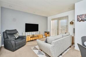 Apartment 6, 37 Shanklin House, Brickfield Close, Newport PO30 5GF