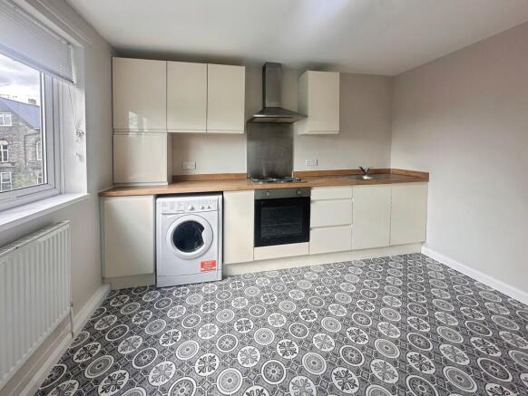 0e8faee9--4A19-93...