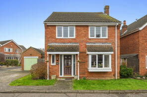 42, Oak Lodge Tye, Springfield, Chelmsford CM1 6GZ