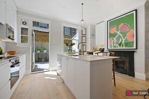 21, Thorpebank Road, London W12 0PG