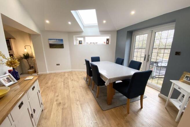 Dining Area/Ex...