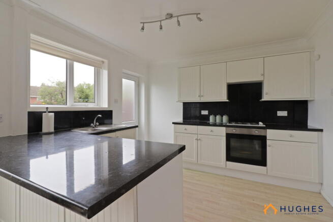 3 bed Detached for sale Image 7