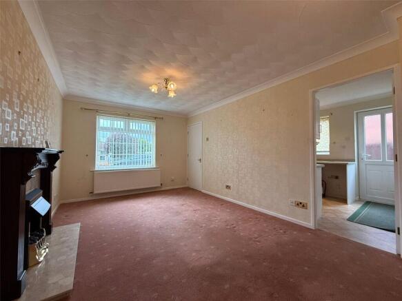 2 bed Bungalow for sale Image 6