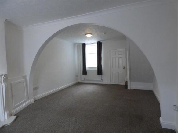 Living Room view 4.JPG