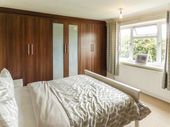 TJ00103-S-BED ONE 175 HICKINGS LANE-175 HICKINGS.j