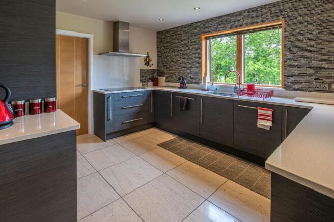 Arwelfa, 22 Swn Y Dail, Barmouth, LL42 1DT photo 4