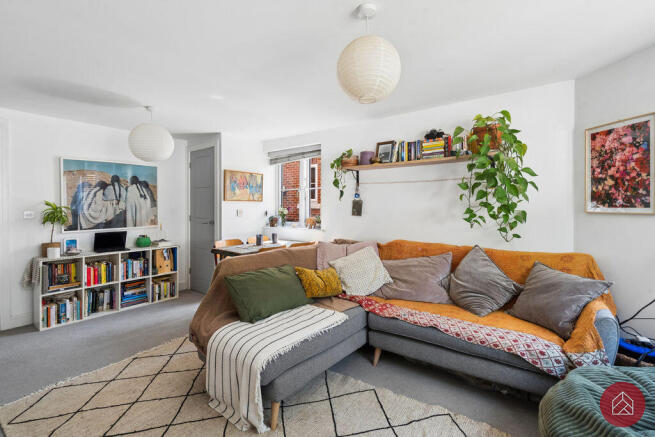 Living/Dining Area