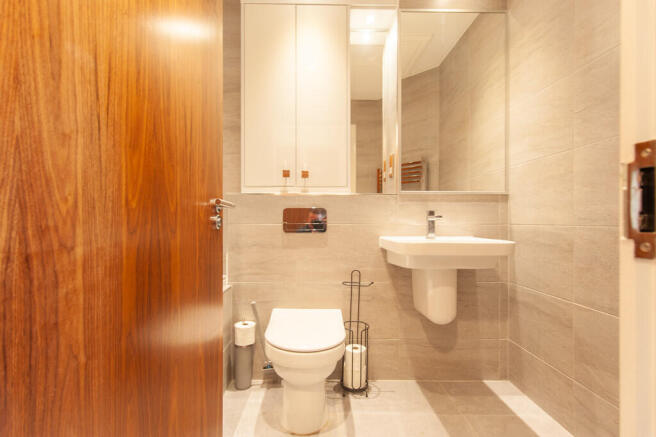 1 bed Apartment to rent Image 3