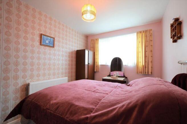 8 BARN PARK RO...