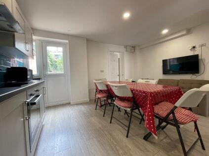 Mundy Close, Derby, Derbyshire, DE1