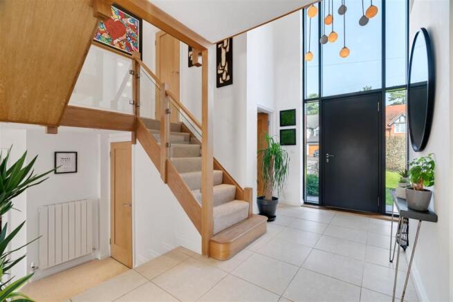 22 Wootton Hill Road Interior-4 Hall.jpg
