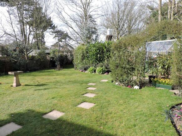 5 St Peters Close, C
