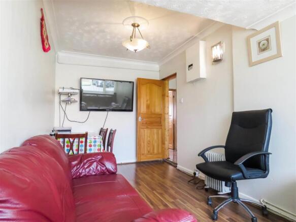 Family Room.JPG