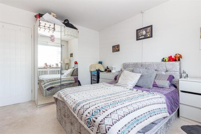 Bedroom-2-2.jpg