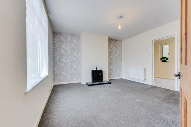 11 Elm Road, Kettering-11.jpg