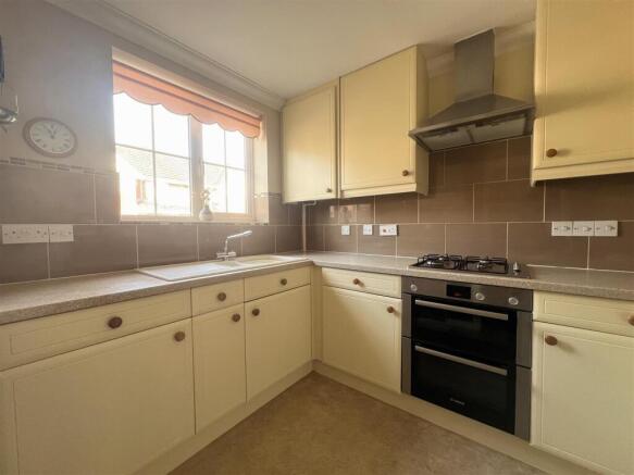 kitchen 1.JPG