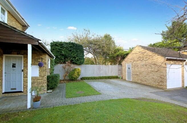 Front/Garage