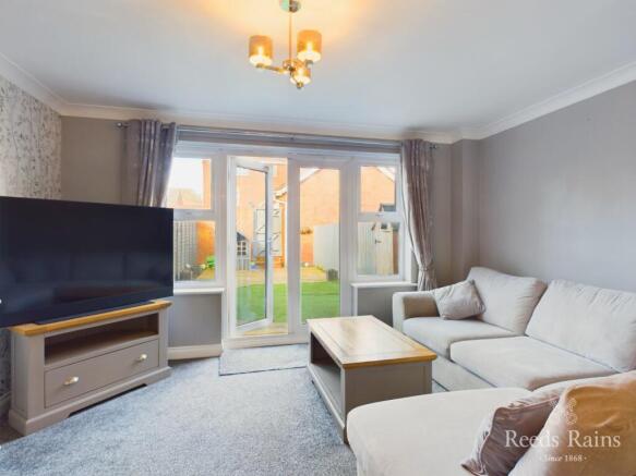 3 bed Terraced for sale Image 8