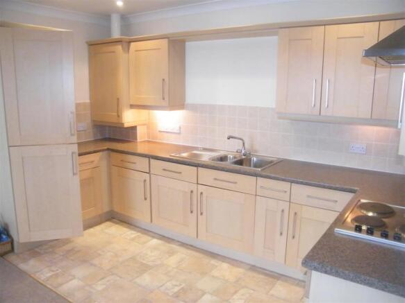 Modern Fitted Kitchen