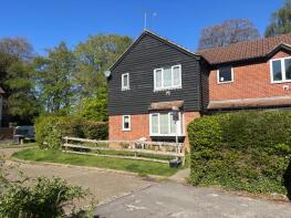 16, The Brackens, Southampton SO45 5RY