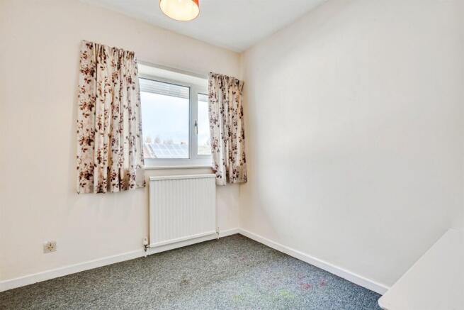 3 bed Semi-Detached for sale Image 12