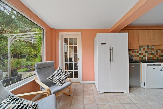 Kitchen/Breakfast Ro