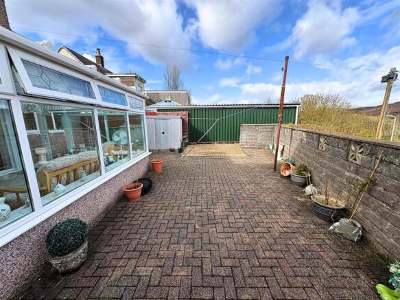 Rear Garden f (edit).jpg