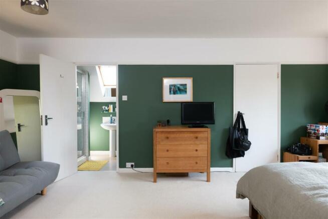 39 Ferrers Road BN7 1PY-6.jpg