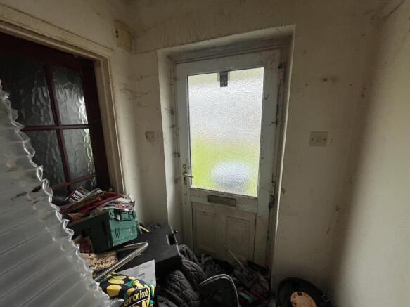 107 Shire Road, Corby, Northamptonshire NN17 2JS photo 5